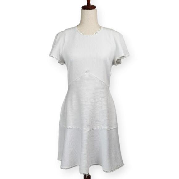 Joie Cybele Mini Dress Keyhole Cutout Flutter Sleeve Porcelain Size Medium New - Picture 1 of 14